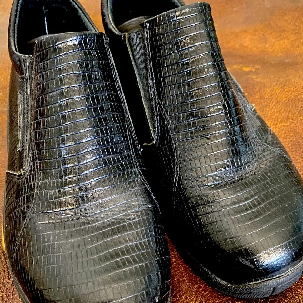 Black Roper slip on shoes for women size 7.